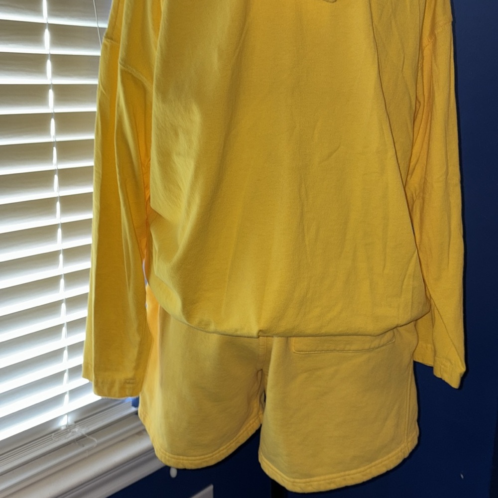RARE - Fred Hayman Beverly Hills Yellow Hoodie + Shorts Set – Size M EUC - Picture 10 of 13
